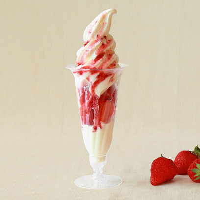 福岡完熟フルーツパフェ